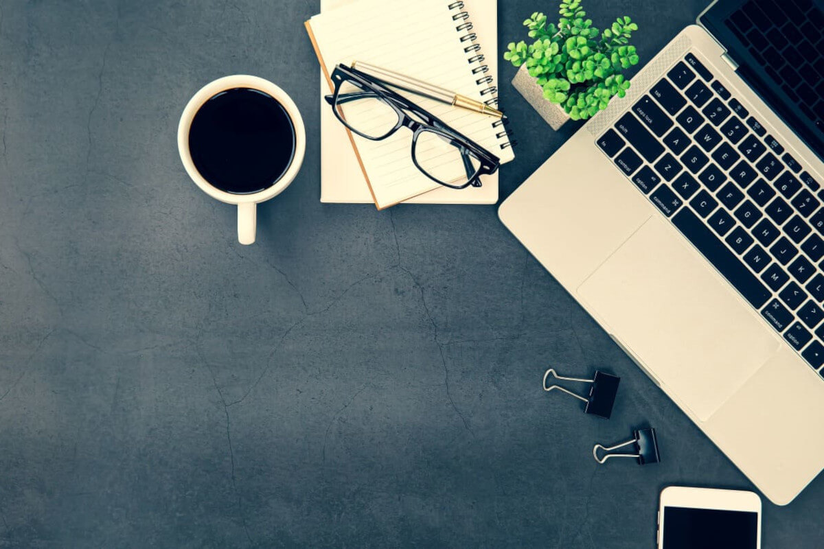 PCとコーヒーと手帳